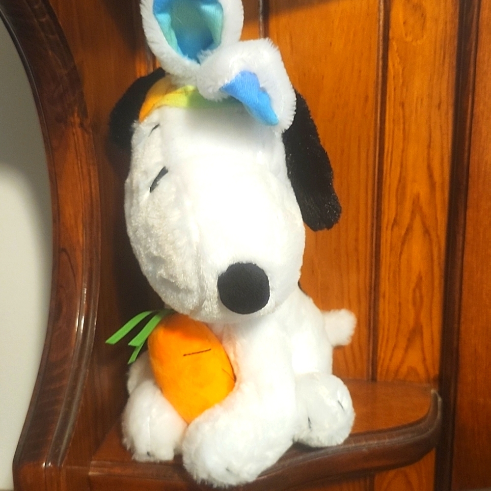 Snoopy Easter Beagle Musical Plush